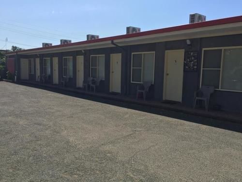 Benjamin Singleton Motel Exterior photo